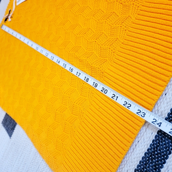 Chunky Knit Sweater - Picture 9 of 11